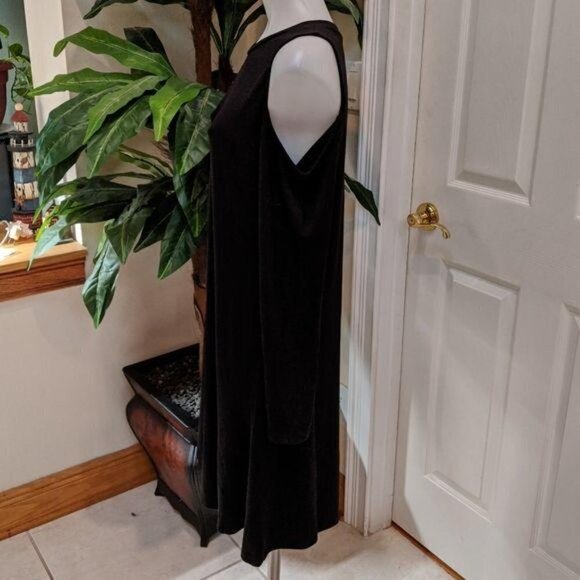 Zenana Premium Black Cold Shoulder Dress Size Large New Without Tags - Picture 5 of 6